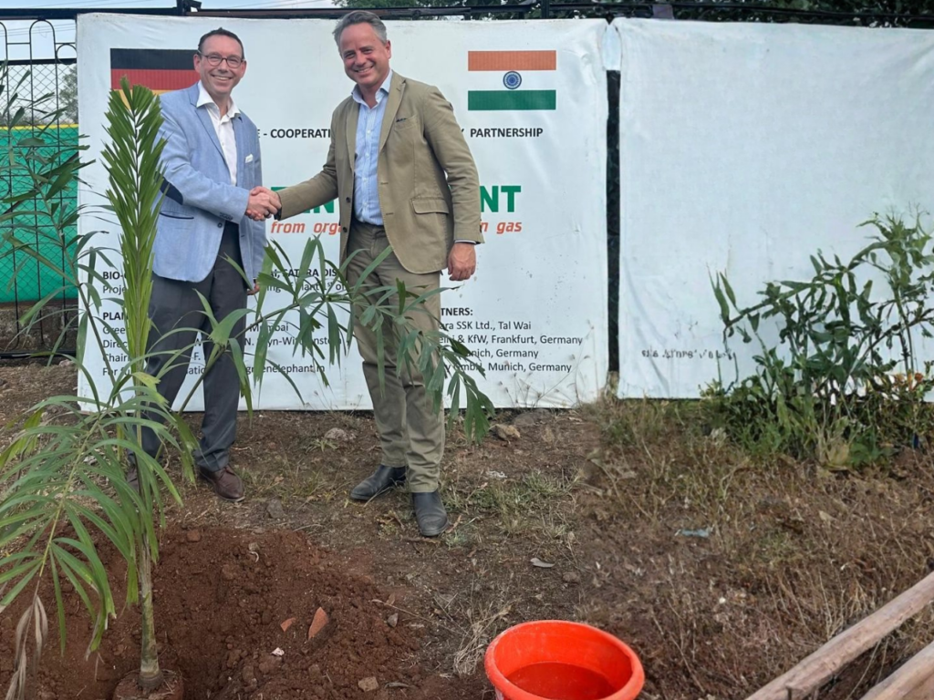Green Elephant Conducts Plantation Drive at Satara Project
